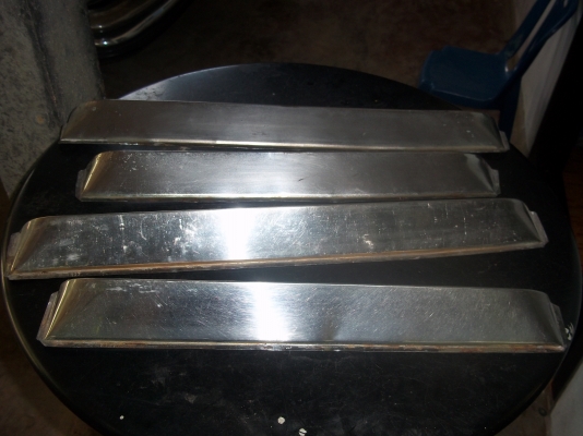 ขายกันสาปรถเบนซ์ห่างปลา