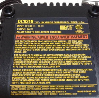 แท่นชาร์จเสียบไฟ12Vบนรถยนต์ DeWALT DC9319 7.2V-18V Lithium Ion Charger Made in Thailand