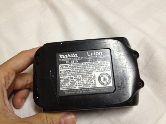 แท่นชาร์จรุ่นใหม่ Makita DC18RC S สำหรับชาร์จแบ็ต 7.2-18V และ แบ็ต BL1815 Li-ion18V1.5A แท่นชาร์จรุ่นใหม่ Makita DC18RC S สำหรับชาร์จแบ็ต 7.2-18V และ แบ็ต BL1815 Li-ion18V1.5A