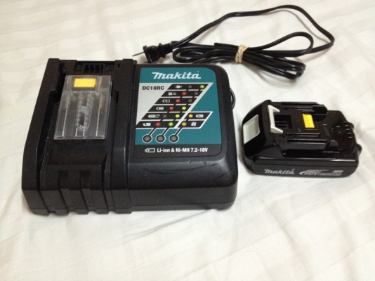 แท่นชาร์จรุ่นใหม่ Makita DC18RC S สำหรับชาร์จแบ็ต 7.2-18V และ แบ็ต BL1815 Li-ion18V1.5A