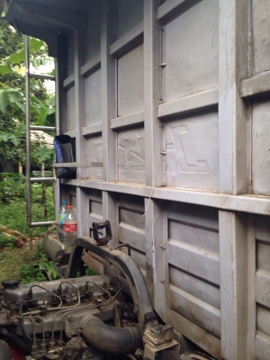 ขายหกล้อ ฮีโน่ KM777  กระบะสแตนเลด ทั้งใบ