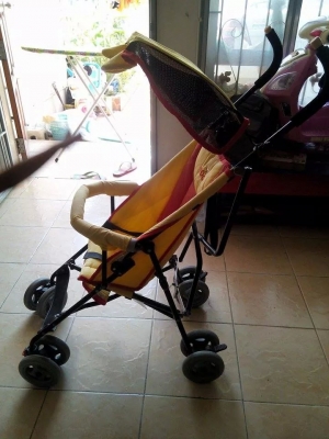 ขายรถเข็นเด็ก