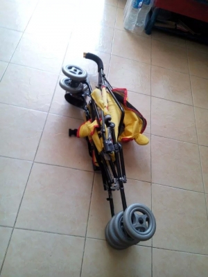 ขายรถเข็นเด็ก