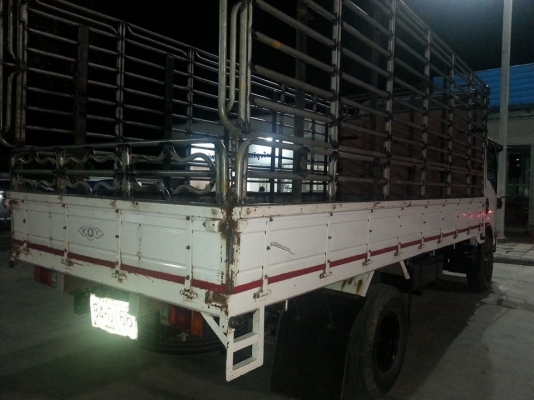 ขายISUZU NPR150แรง ปี52 เครื่องดี แคชซีสวย เดิมทั้งคัน ยางดี ภายในสวย แอร์เย็น สภาพพร้อมใช้งาน เอกสารพร้อมโอน สนใจโทร 090-8588220คุณนะ ID:narong498 หรือ www.truck.in.th/498