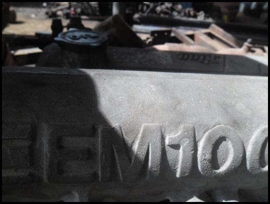 เครื่อง EM 100