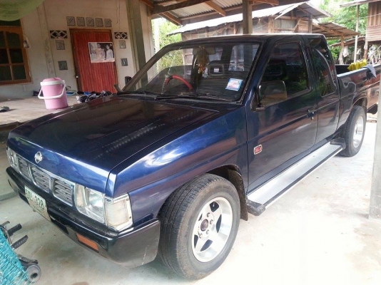 ขายกระบะNISSAN BIG M ปี38 มีแอร์ พ.ธรรมดา เครื่องดี ภายในสวย สภาพสวยพร้อมใช้งาน เอกสารพร้อมโอน สนใจโทร090-8588220คุณนะ ID:narong498 หรือwww.truck.in.th/498