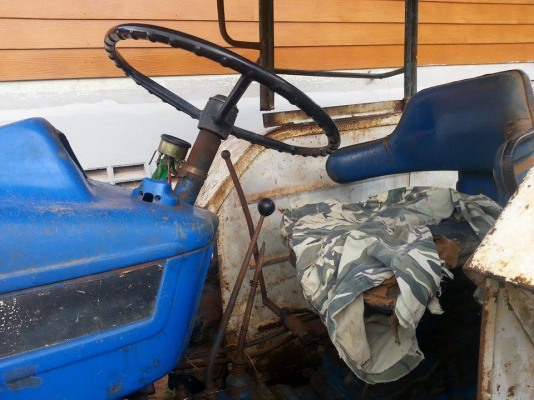 ขายรถไถFORD เครื่องT3 ยางดี เสื้อดี อุปกรณ์ดันหน้า ผาน5 สภาพพร้อมใช้งาน เอกสารเล่มทะเบียนพร้อมโอน สนใจโทร090-8588220คุณนะ ID:narong498 หรือwww.truck.in.th/498 ขายรถไถFORD เครื่องT3 ยางดี เสื้อดี อุปกรณ์ดันหน้า ผาน5 สภาพพร้อมใช้งาน เอกสารเล่มทะเบียนพร้อมโอน สนใจโทร090-8588220คุณนะ ID:narong498 หรือwww.truck.in.th/498