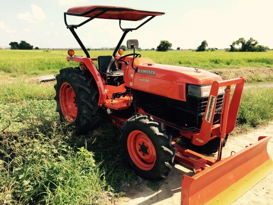 ชุดสุดคุ้มมาอีกแล้ว L4508 ใบดันหน้า ยางหน้าใหม่หลังสวย รถสวยเครื่องแน่นเฟืองดี  ตัวนี้เลยครับ