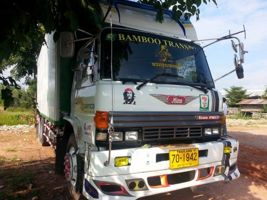 ขาย10ล้อF17 เครื่อง168แรง EH700 เครื่องดี แคชซีสวย ยางดี ภายในสวย แอร์เย็น ยาว7.20เมตร มีลิฟต์ด้านหลัง เอกสารพร้อมโอน จัดไฟแนนซ์ได้ เงื่อนไขง่ายๆวันเดียวรับรถ สนใจโทร 090-8588220คุณนะ ID:narong498 หรือ www.truck.in.th/498