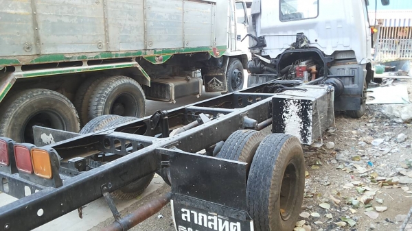 ***ขายแล้วครับขอบคุณ Truck2hand ขายหัวคัสซี6ล้อสวยๆเลี่ยมๆ HINO FC2WHLZ WO4D-120HP ปี38 เครื่องเดิมเกียร์เดิม หัวสมอเงินสวยๆ เครื่องแน่นๆ แห้งๆ ไม่มีเยิ้ม เกียร์ดีไม่หลุด ช่วงล่างใหญ่ คัสซีสวยเดิมกริ๊ปๆ ไม่มีบวม เลี่ยมๆทั้งเส้น ยาว 5.50ม. หัวเก๋งสวยบาง หั