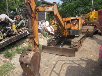 ขายตามสภาพ ถูกแน่นอน ที่นี่ที่เดียว - รถขุด แบคโฮ PC 15 MITSU เครื่องดีเซล  2 สูบ พร้อมใช้งาน