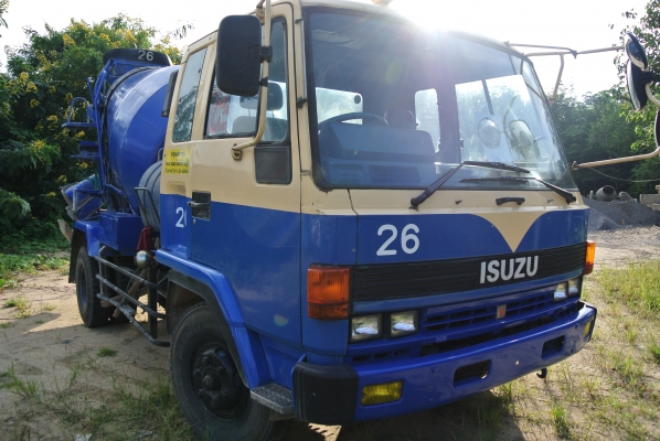 HINO FSR รถโม่สามคิว