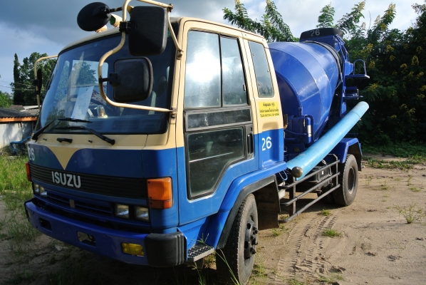 HINO FSR รถโม่สามคิว