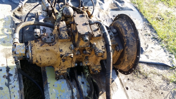 ขายด่วน ปั้มท้ายเครื่อง CAT E200B 320V1ราคา 55,000