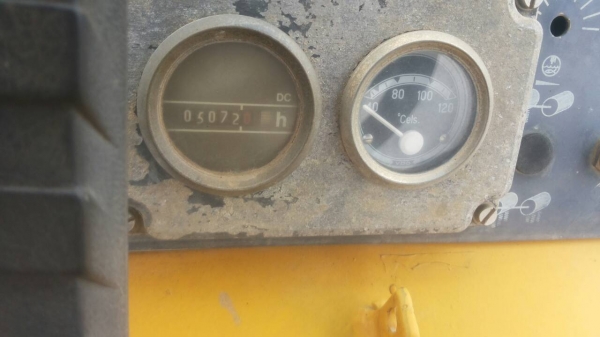 ขายด่วนครับ รถบด 3 ล้อ CHILI C100 เอกสาร เล่มทะเบียน พร้อมใช้ครับ ขายด่วนครับ รถบด 3 ล้อ CHILI C100 เอกสาร เล่มทะเบียน พร้อมใช้ครับ