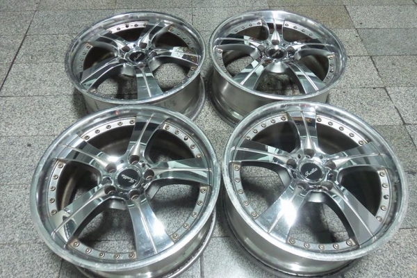 Rays Jsotta 18x7.5 jj ET45 5/114 ล้อแท้ japan 13500บาท 081-7570077