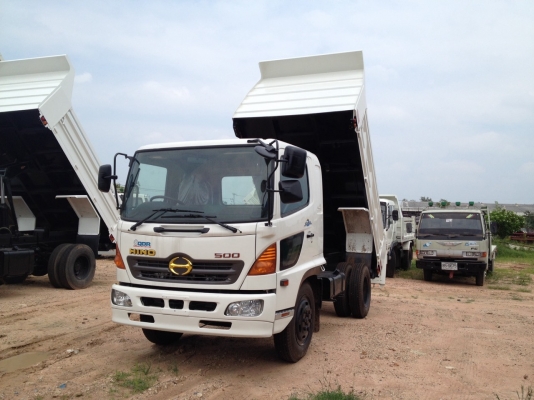 ขายค่ะ สวยๆเลย ราคากันเอง 6 ล้อ hino mega  เครื่อง HO7C 185 แรงม้าระบบน้ำมัน กระบะดั้มพ์ ยาว 3.80 เมตร กว้าง 2.25 เมตตร สูง 80 ซม ดั้มพ์ 4 ตัน ต่อรองได้ คุยกันก่อนค่ะ จัดไฟแนนซ์ได้ยอดสูงทุกคันค่ะ