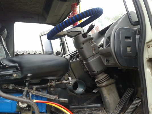 ไฮเทคงาม ๆ ตามคำเรียกร้องครับ