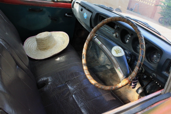 ขาย DATSUN 620เกียร์คอ ไฟนอน รถบ้านชาวสวนแห้งๆทะเบียนโอน ขาย DATSUN 620เกียร์คอ ไฟนอน รถบ้านชาวสวนแห้งๆทะเบียนโอน