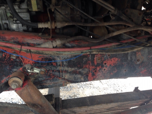 ขาย10ล้อR240แท้หัวขาวเครื่อง210เกียร์ฟลูเลอร์ดั้ม สามมิตร