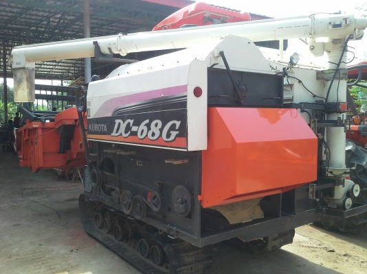 ขายรถเกี่ยวข้าว DC-68G