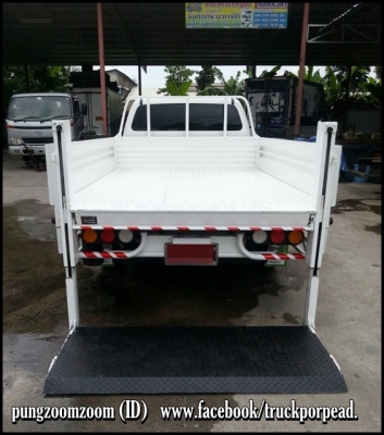 วีโก้ สีขาวติดตั้งกระบะเหล็กพร้อมทำลิฟท์เกด รับน้ำหนักได้ 1 ตัน วีโก้ สีขาวติดตั้งกระบะเหล็กพร้อมทำลิฟท์เกด รับน้ำหนักได้ 1 ตัน