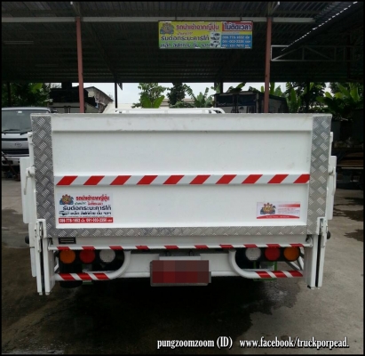 วีโก้ สีขาวติดตั้งกระบะเหล็กพร้อมทำลิฟท์เกด รับน้ำหนักได้ 1 ตัน วีโก้ สีขาวติดตั้งกระบะเหล็กพร้อมทำลิฟท์เกด รับน้ำหนักได้ 1 ตัน