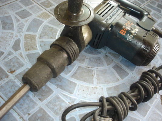 ขายเครื่องสกัดคอนกรีต BOSCH รุ่น GSH388 (1050w.)