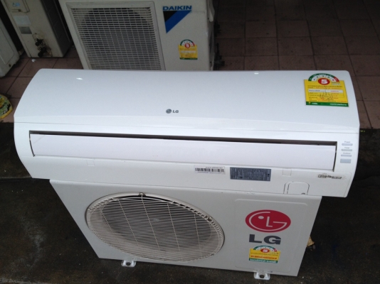 **** ขายแอร์ LG 12500 BTU สภาพสวย ****