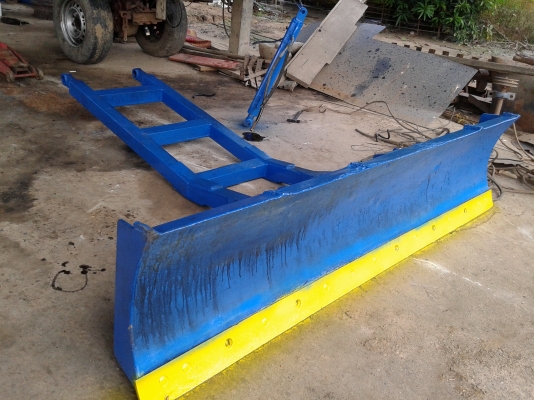 ขายผานดันฟอร์ดพร้อมกระบอกไฮดรอริก สวยๆคับ