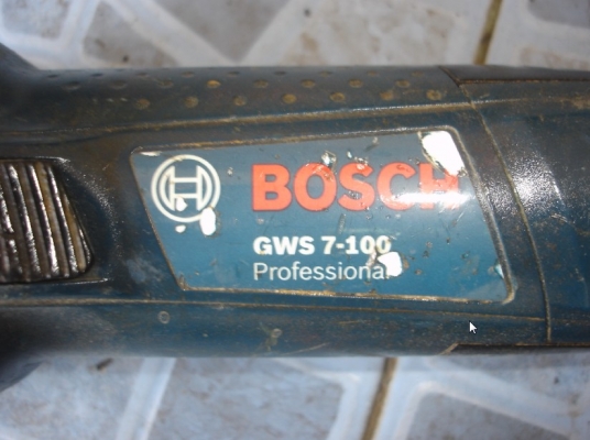 ขาย เครื่องเจียรไฟฟ้าBOSCH GWS 7-100 4นิ้ว 720W 11000rpm