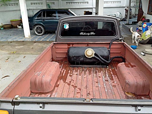 MAZDA, FAMILIA 1.3 ปี88 เกียร์ธรรมดา 4เกียร์ LPG ใช้ได้2ระบบ