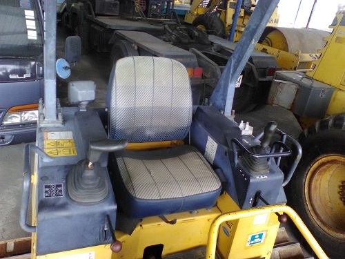 รถดันดิน Komatsu D21-7E รถเก่านอก สภาพเดิมๆ พร้อมใช้งาน