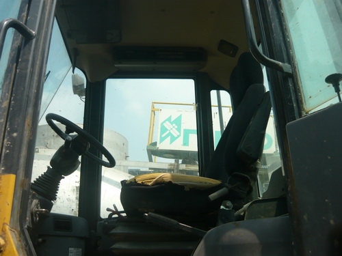 รถตักล้อยาง Komatsu WA150 รถเก่านอก นำเข้าจากญี่ปุ่น พร้อมใช้งาน ระบบไฟฟ้าครบ รถตักล้อยาง Komatsu WA150 รถเก่านอก นำเข้าจากญี่ปุ่น พร้อมใช้งาน ระบบไฟฟ้าครบ