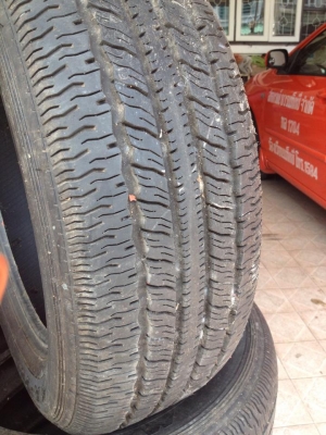 maxxis 235/60R17 ปลายปี12 ดอกเต็ม 1ชุด
