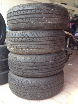 maxxis 235/60R17 ปลายปี12 ดอกเต็ม 1ชุด