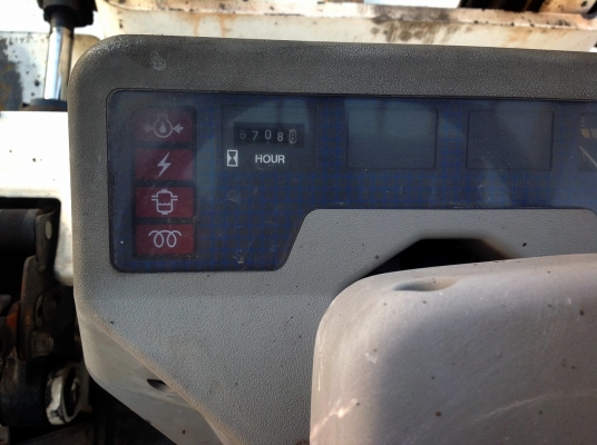 ขายถูก KOMATSU FD25-11 เครื่องยนต์ดีเซล เกียร์ธรรมดา รถนอกเก็บสภาพให้เหมือนรถใหม่