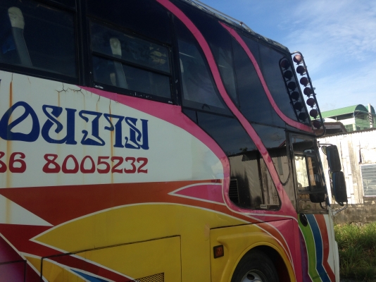 ขายตัวถังรถบัสสูงเต็ม 3.80เมตร ซุ้มคนขับและโซฟาหลังทำซาวด์อย่างดี