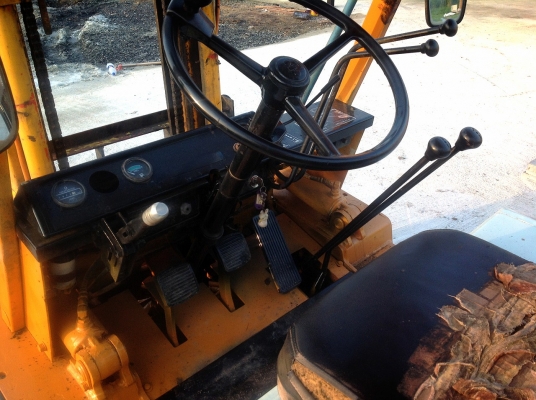 ขายถูก KOMATSU FD20-10 เครื่องยนต์ดีเซล เกียร์ธรรมดา