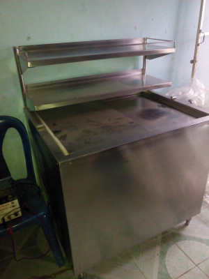 ถังสแตนเลสสำหรับใส่น้ำแข็ง