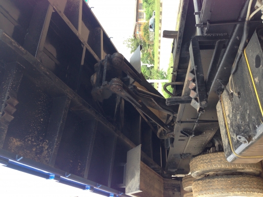 ขายรถอีซูซุเด๊กก้า 270 ยูโรทู