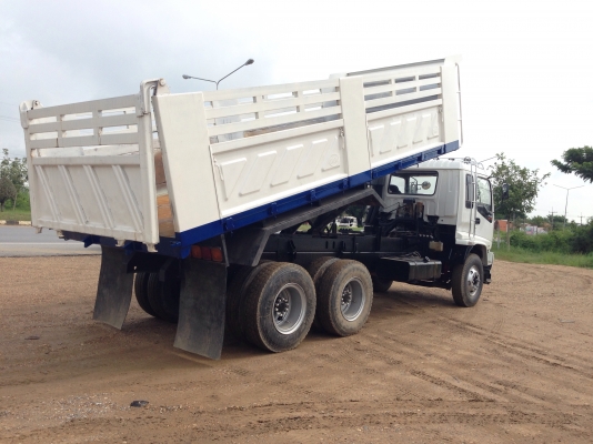 ขายรถอีซูซุเด๊กก้า 270 ยูโรทู