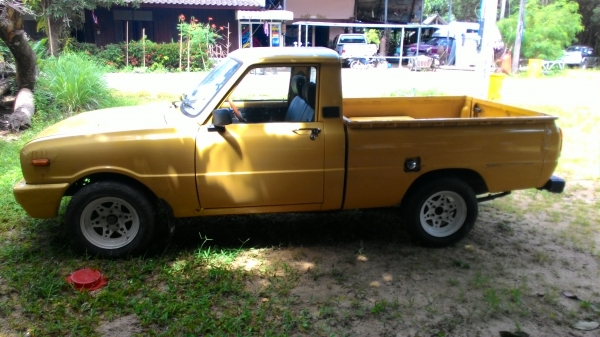 ขายครับ mazda 1000 ช่วงสั้น เปลี่ยนเครื่องเป็น a12 5เกียร์แล้ว พร้อมวิ่งทางไกล