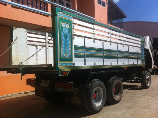 HINO FM18 ตัวรถ FM187LA-13533 คัสซีสวย เครื่องยนต์ HO7C-E68896 -180 แรงม้า กระบะอลูมิเนียมใหม่ ยาง เต็ม