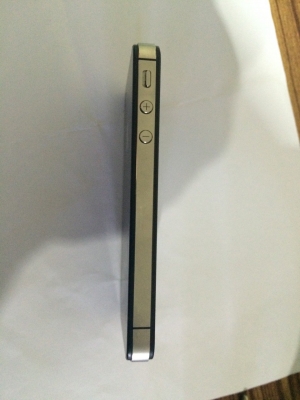 ขาย i phone. 4s. 16. GB. สภาพดีพร้อมใช้งานครับ ขาย i phone. 4s. 16. GB. สภาพดีพร้อมใช้งานครับ