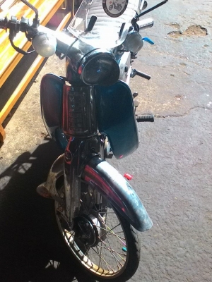 ขาย C70  เครื่องเวฟ Z สภาพสวย จอดทิ้งไม่ได้ขี่