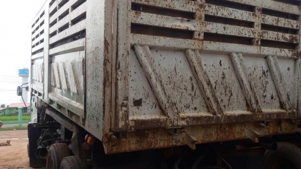 ขายรถสิบล้อ Isuzu DECA 320 ดั้มสามมิตรรอนเฉียง แม่ลูก ปี50 รถสวยพร้อมใช้งาน ราคาต่อรองได้