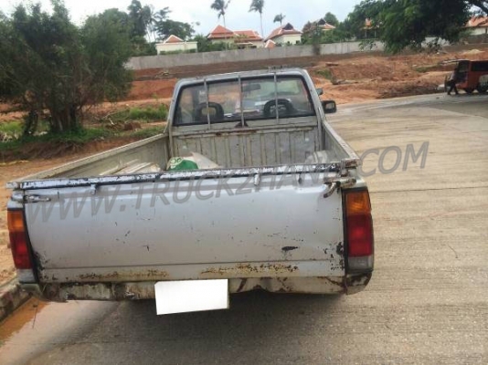 รถกระบะ 2 ประตู ยี่ห้อ NISSAN ปีจดทะเบียน 2540 รถกระบะ 2 ประตู ยี่ห้อ NISSAN ปีจดทะเบียน 2540