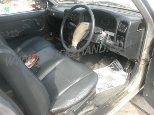 รถกระบะ 2 ประตู ยี่ห้อ NISSAN ปีจดทะเบียน 2540 รถกระบะ 2 ประตู ยี่ห้อ NISSAN ปีจดทะเบียน 2540