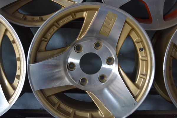 ล้อแม๊กสวยๆมือสองราคาถูกๆ ขอบ 17  7500 บาท  ครับ  ครูเจมส์ 0821287055